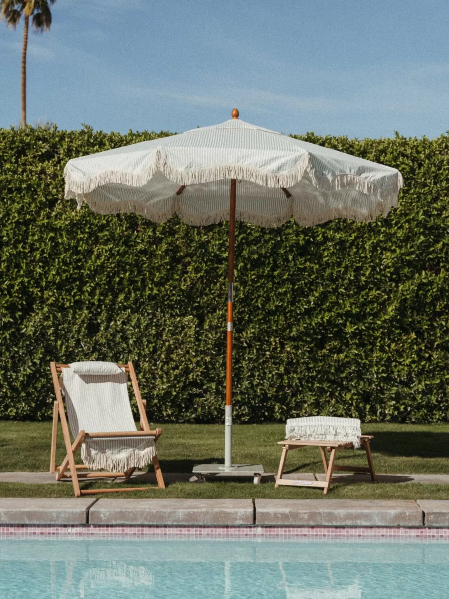 Umbrella Bases>Business & Pleasure Co. The Classic Base - 55 Lbs - Sage Green