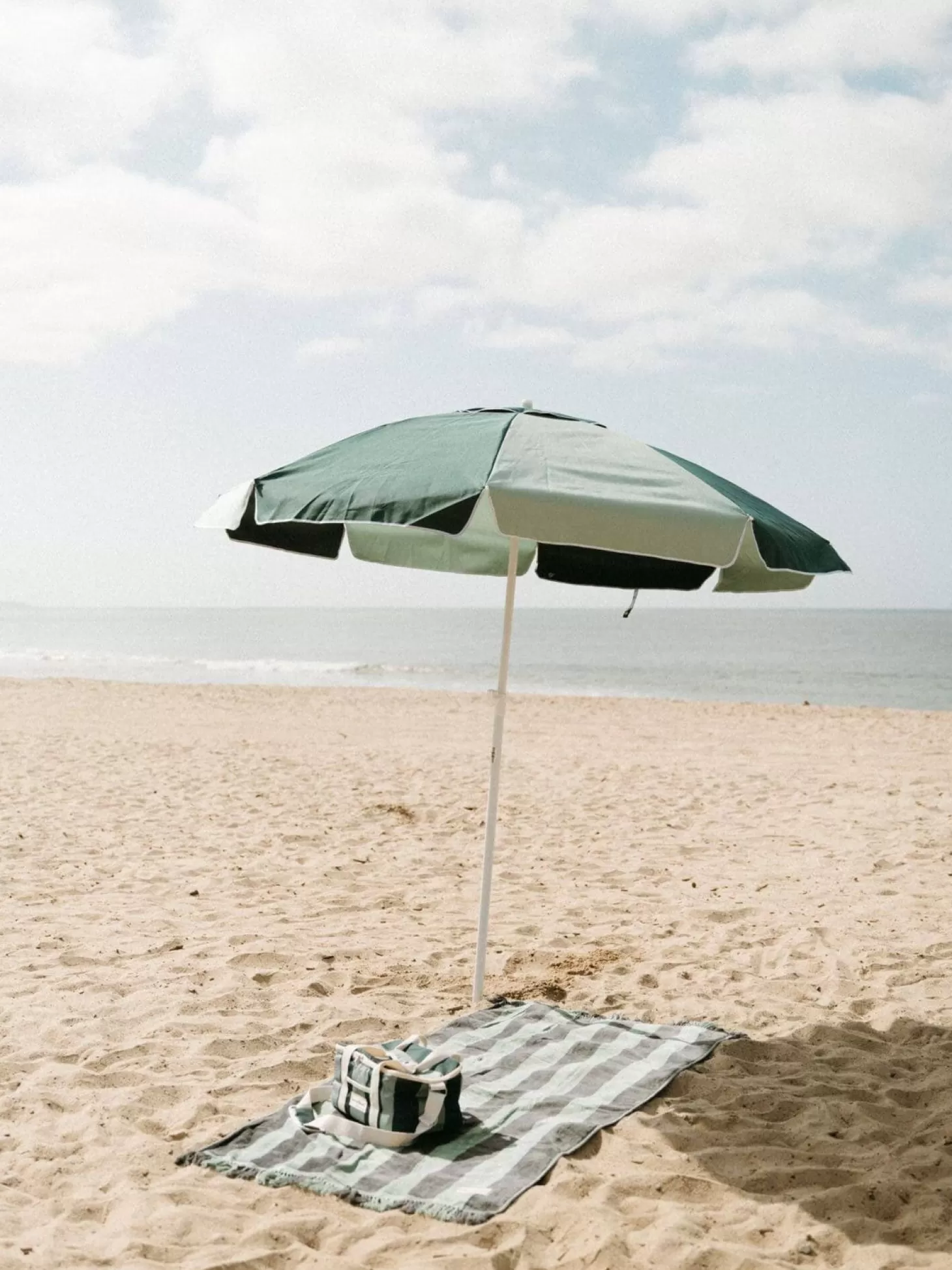 Family Beach Umbrellas>Business & Pleasure Co. The Family Beach Umbrella - 70'S Panel Green