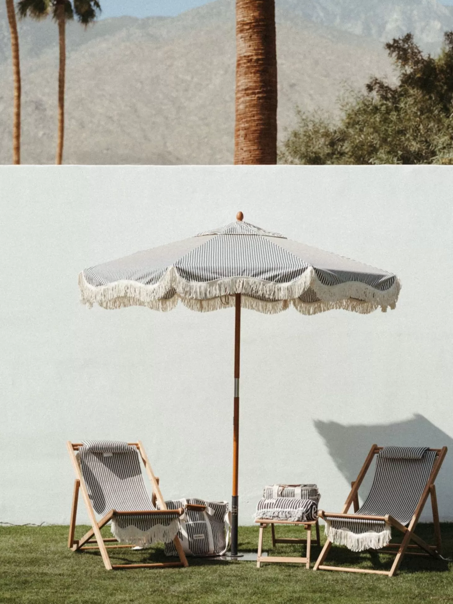 Market Umbrellas>Business & Pleasure Co. The Market Umbrella - Lauren'S Navy Stripe