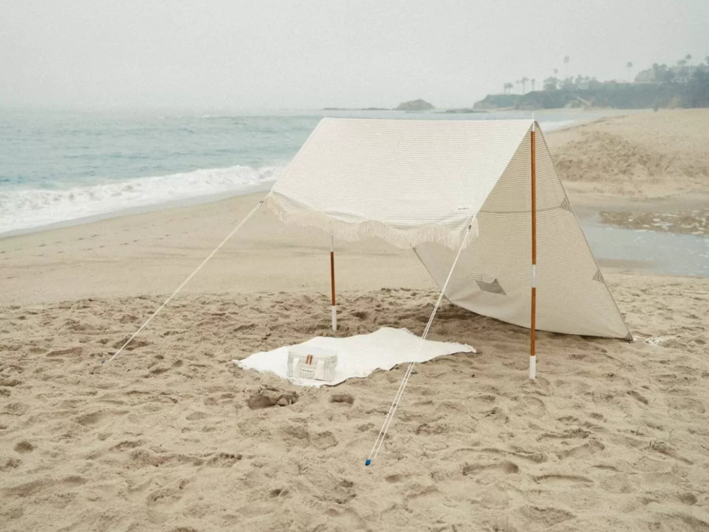 Cabanas & Tents>Business & Pleasure Co. The Premium Beach Tent - Lauren'S Sage Stripe