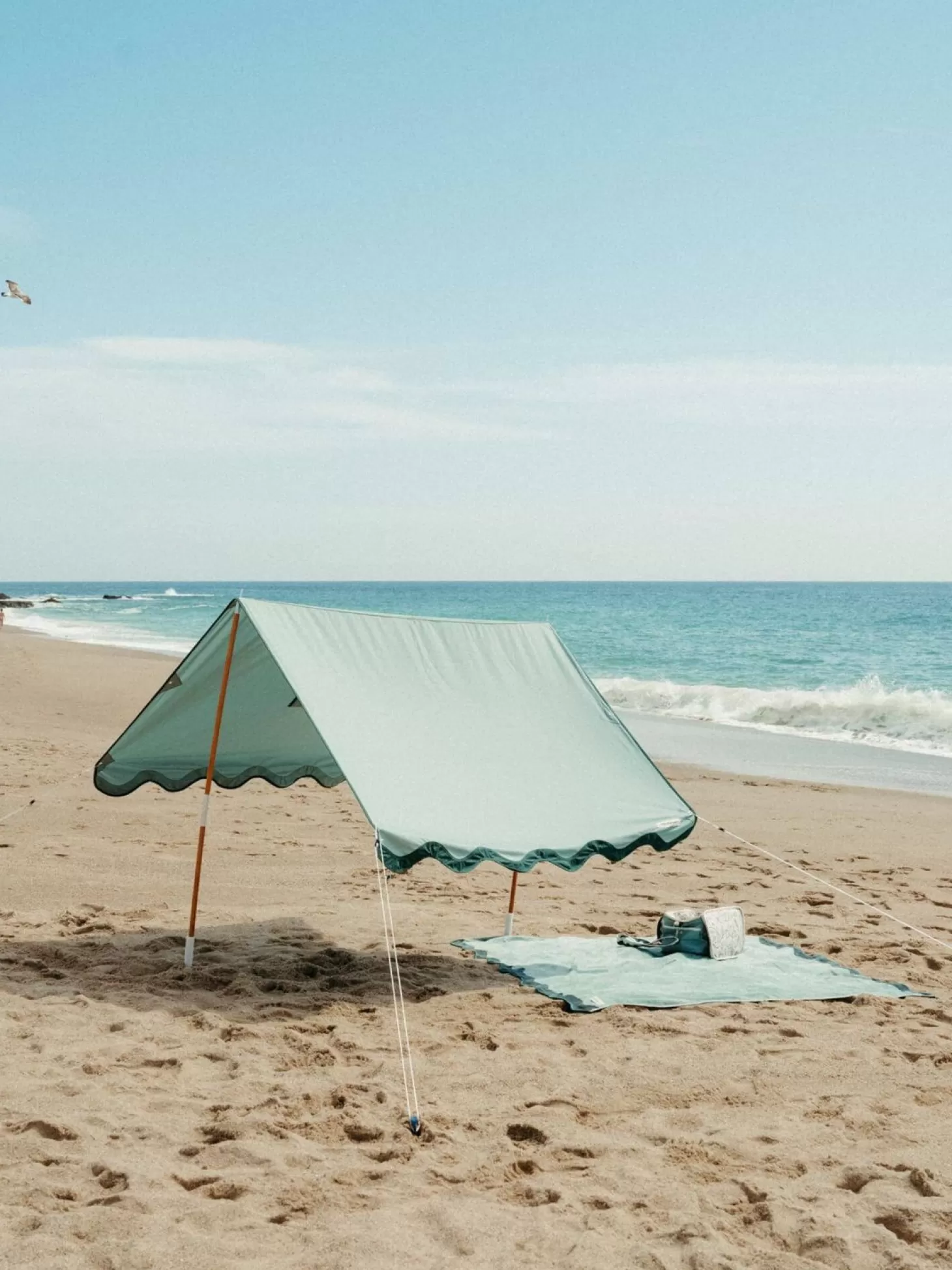 Cabanas & Tents>Business & Pleasure Co. The Premium Beach Tent - Rivie Green